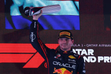 Holandský pretekár Max Verstappen na Red Bulle vyhral nedeľnú VC Kataru na okruhu Lusail. FOTO: Reuters