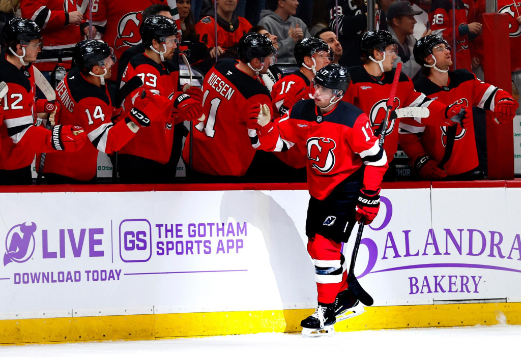 Slovenský obranca Šimon Nemec z New Jersey Devils. FOTO: TASR/AP