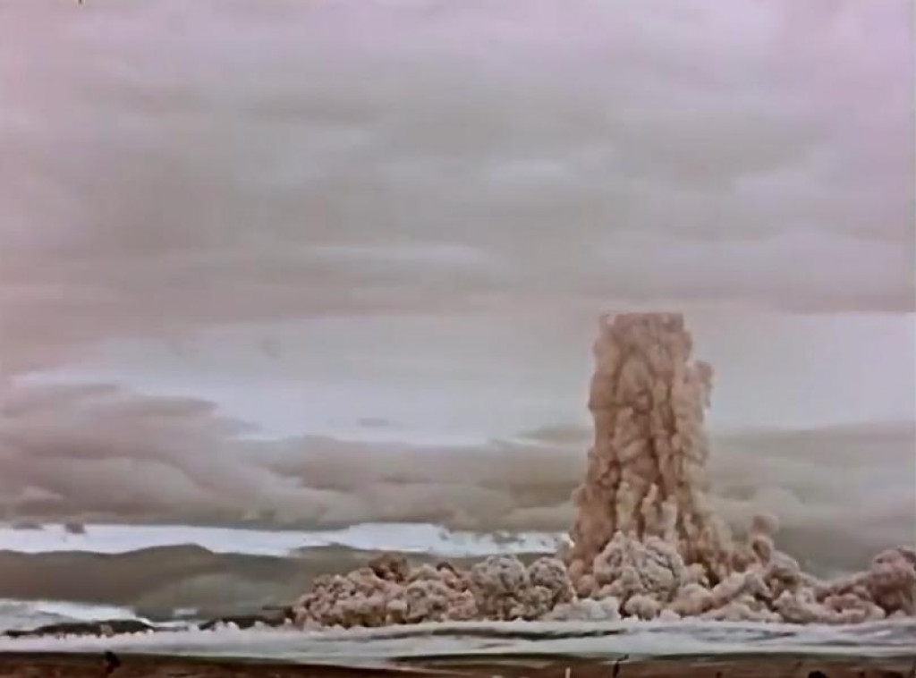 Výbuch ruskej Cár bomby - najsilnejšia jadrová zbraň, ktorá bola otestovaná. Výbuch bolo vidno zo vzdialenosti 1000 kilometrov. FOTO: Rosatom