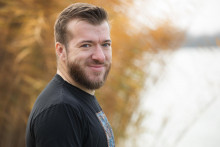 Martin Madej už d&aacute;vno nie je iba detsk&aacute; hviezda. Jeho hudobn&aacute; kari&eacute;ra sa už d&aacute;vno posunula vy&scaron;&scaron;ie.