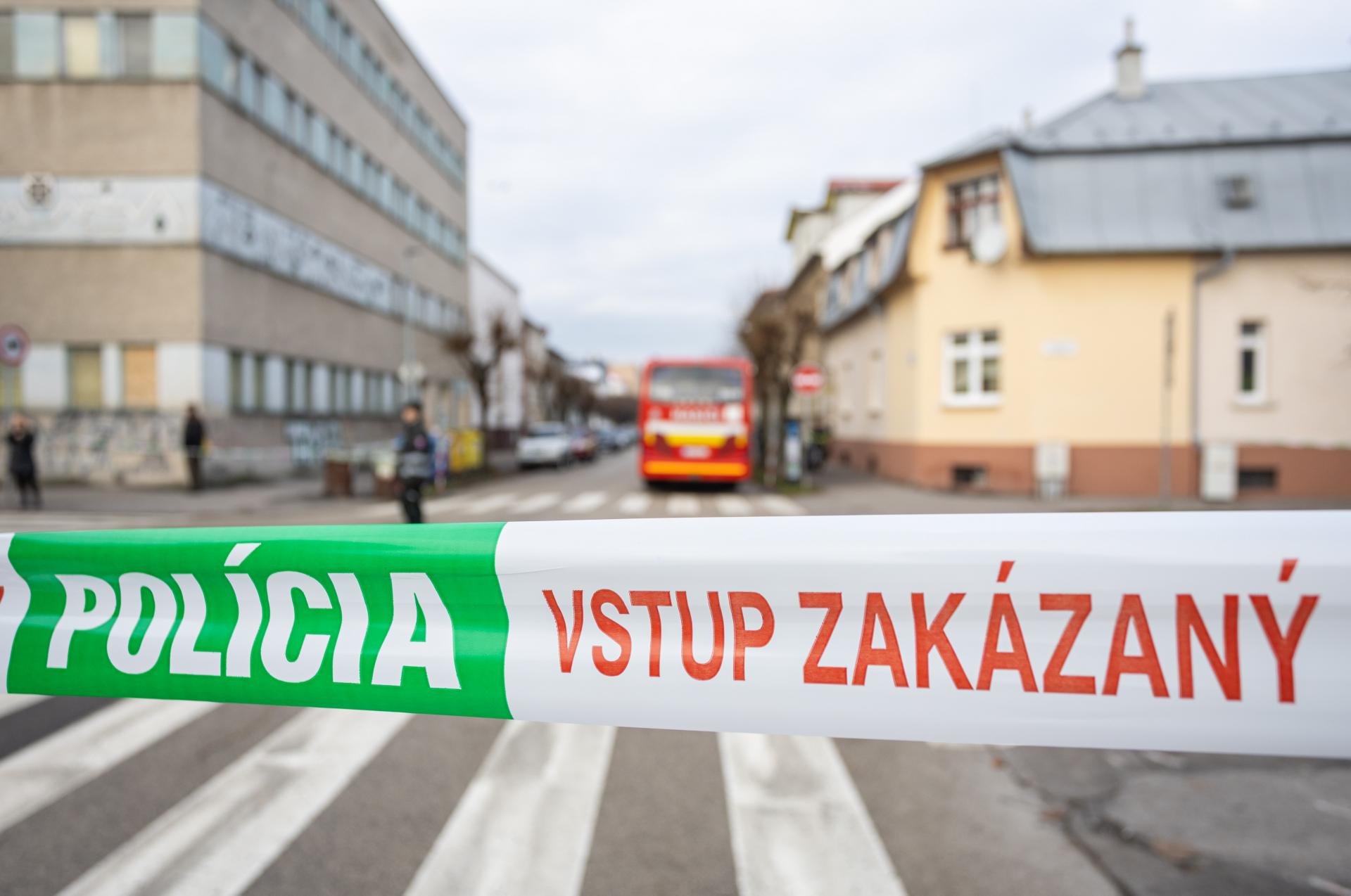 V dôsledku úniku neznámej látky v Žiline evidujú tri zranené osoby