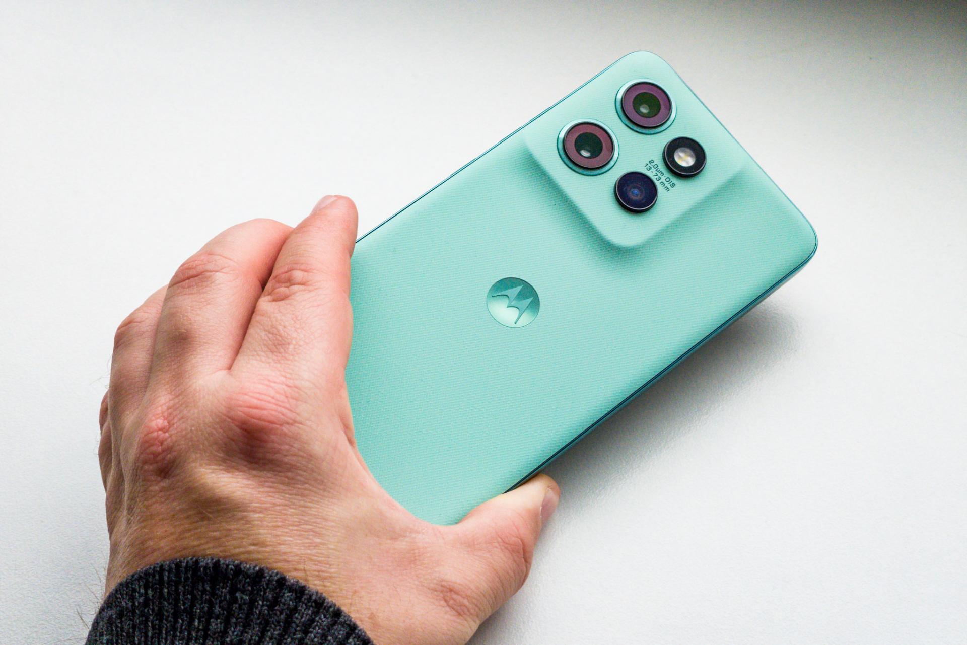 Kompaktná Motorola je lepšia, než naznačujú parametre. Vyskúšali sme zaujímavý Edge 60 Neo