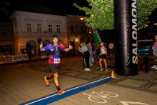 Mikuláš na Balážke a slam poetry na plátne.