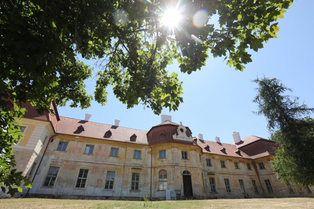Erdődyho kaštieľ v Chtelnici FOTO: Peter Mayer