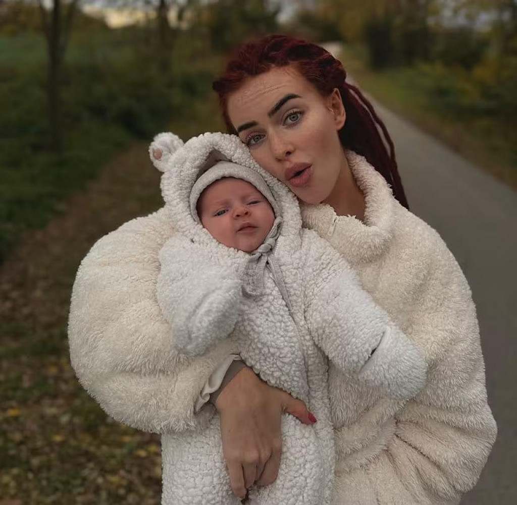 Rachel Karnižová chcela ísť na potrat, rozhovorila jej ho až jej manažérka