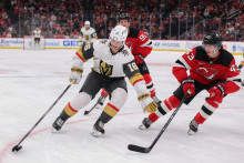 Hokejisti New Jersey v zostave so Šimonom Nemcom prehrali štvrtý zápas za sebou. FOTO: Ed Mulholland