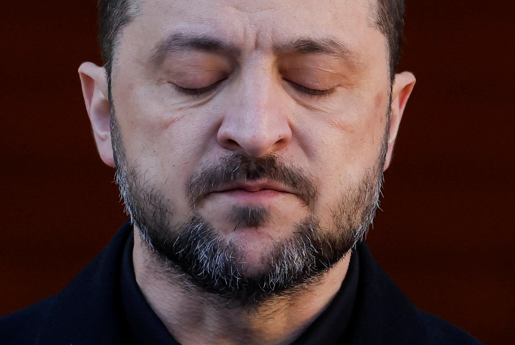 Zelenského vláda oslabila dohľad nad štátnymi podnikmi a umožnila rásť korupcii, uvádza New York Times