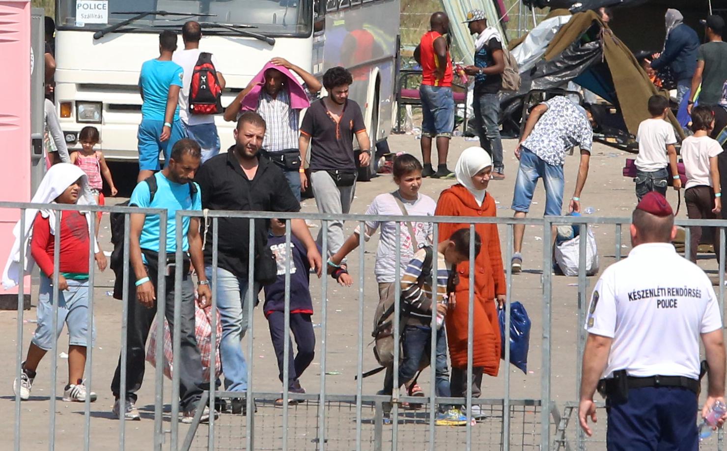 Budeme platiť za neprijatých migrantov? Ministri sa v Bruseli dohodli na novom systéme, Slovensko je proti