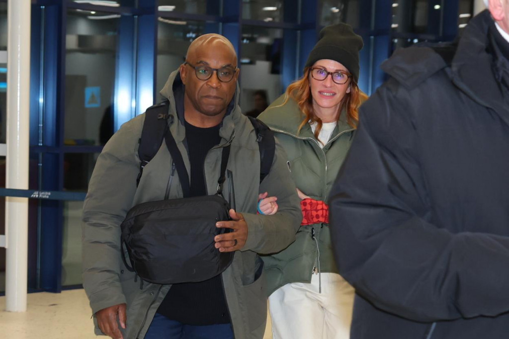 Julia Roberts opúšťa Prahu.