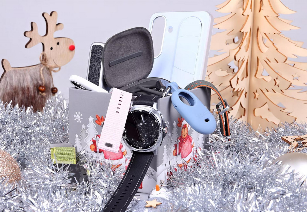 Keď už nový mobil máte, môžete si na Vianoce priať aspoň niečo z bohatej ponuky príslušenstva a doplnkov. Fantázii sa medze nekladú, ale pokiaľ si neviete rady, prinášame výber redakčných tipov na darčeky.