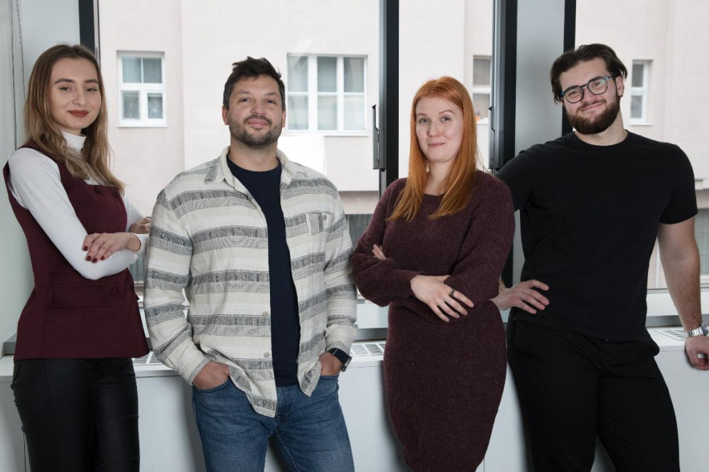 Lucia Va&scaron;činecov&aacute;, Marcel Milo, Daniela &Scaron;talmachov&aacute; a Daniel Kolen&iacute;k, t&iacute;m GROOW
