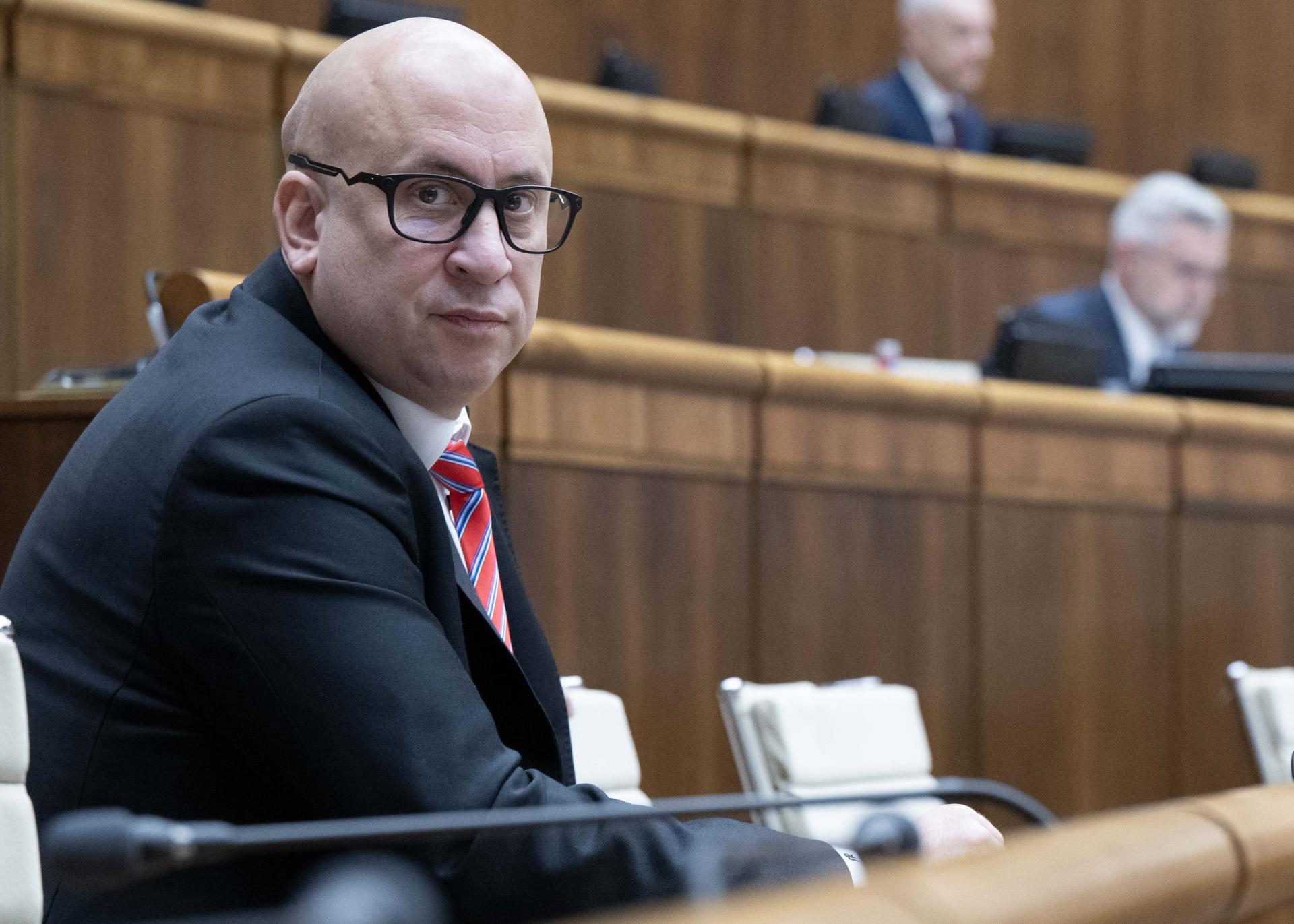 Rušňovodiči odmietajú kamery vo vlakoch, varujú pred odchodom z profesie