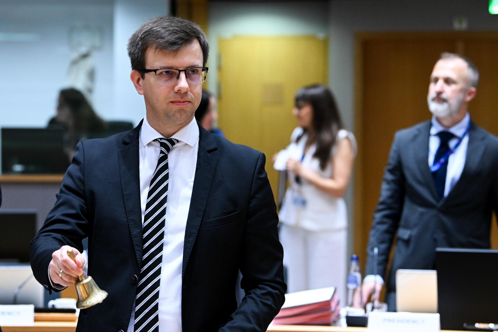 Maďarský minister odmietol ísť do Ľvova. Je to divadlo provojnovej elity v Bruseli, tvrdí