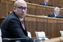 Na snímke minister dopravy a výstavby Jozef Ráž (nominant Smer-SD), ktorému strojvodci poslali otvorený list. FOTO: TASR/Jakub Kotian