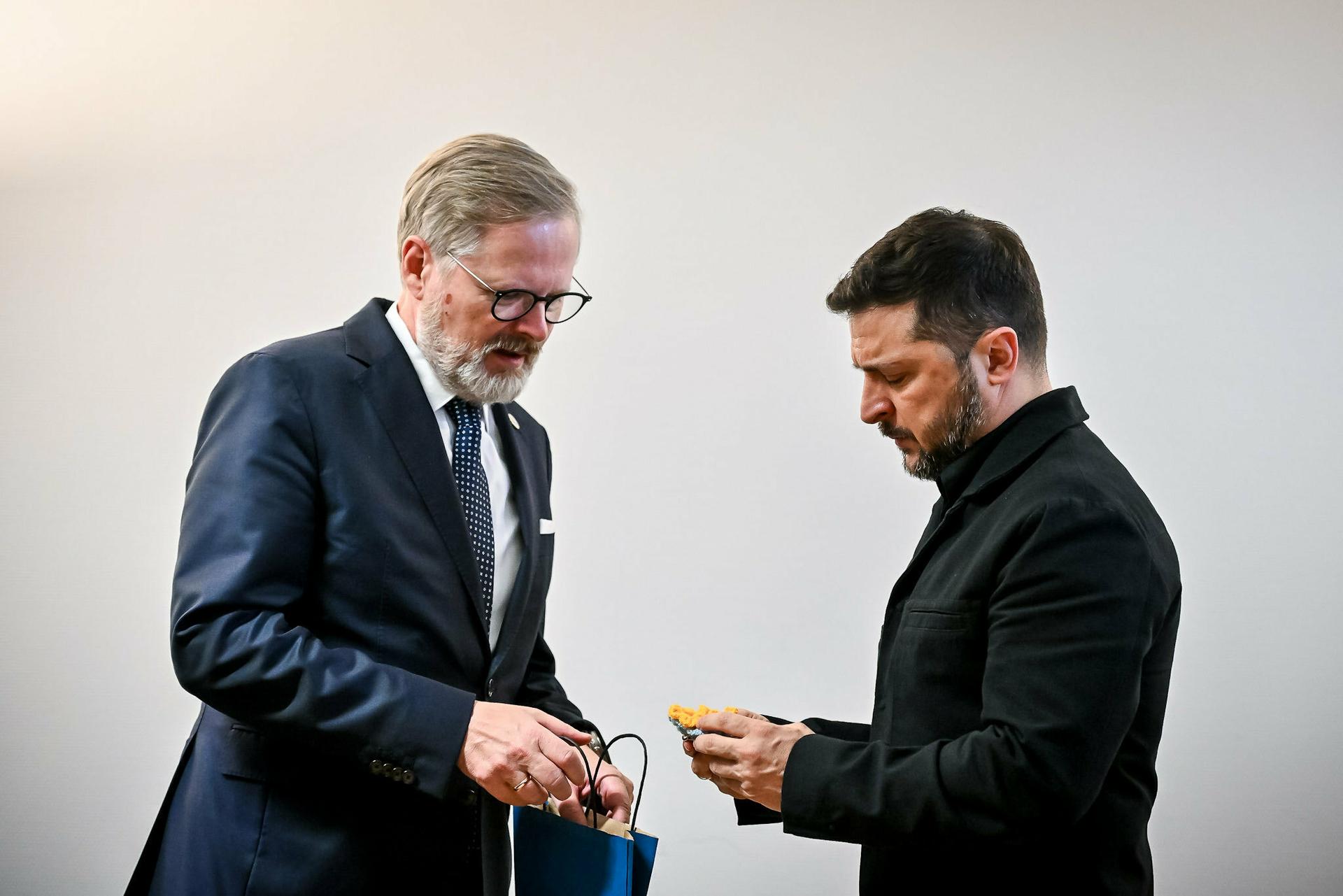 Rokovania o mieri na Ukrajine sa dostávajú do záverečnej fázy, tvrdí odchádzajúci český premiér Fiala