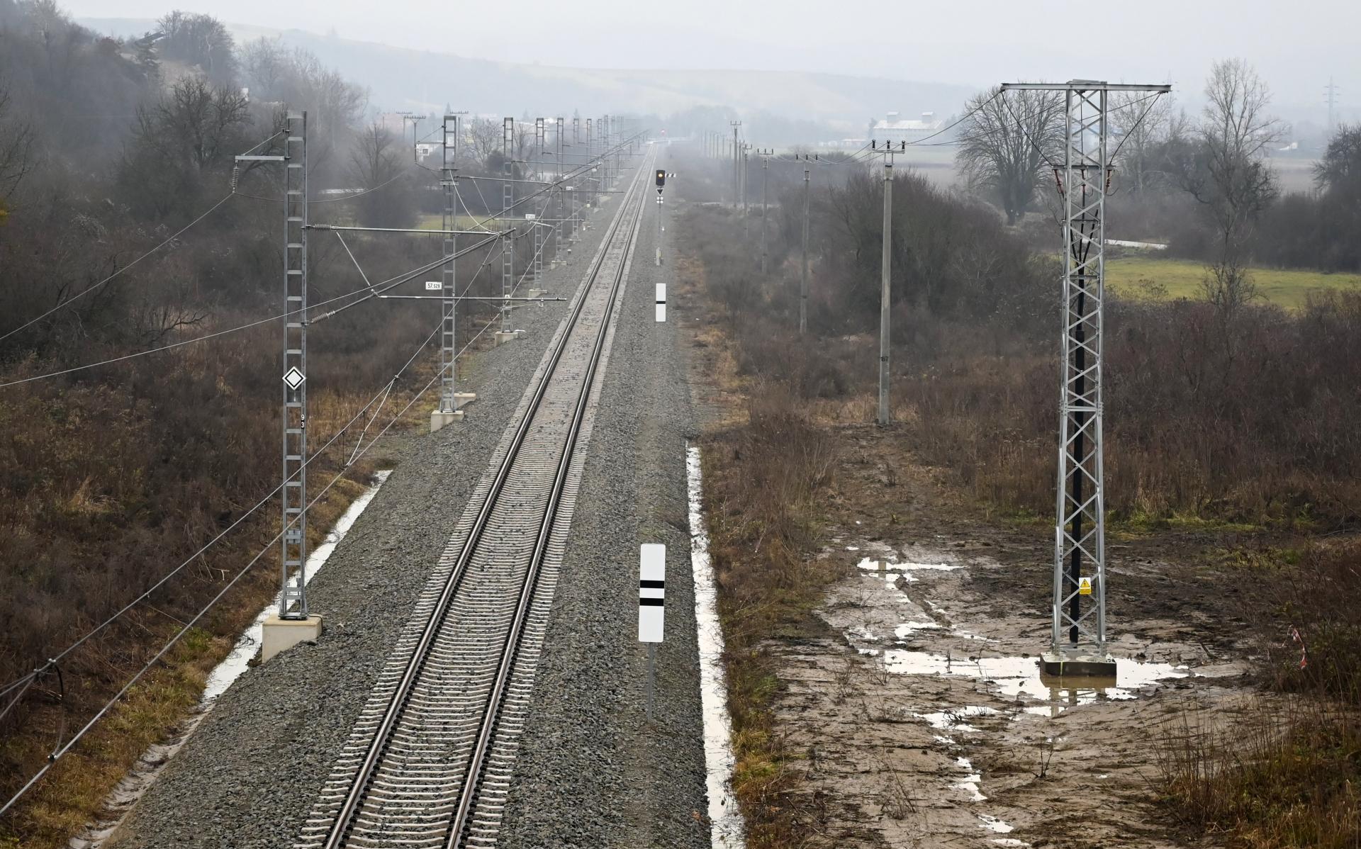 Železničnú dopravu na obnovenom úseku Holiša-Fiľakovo spustia o pár dní