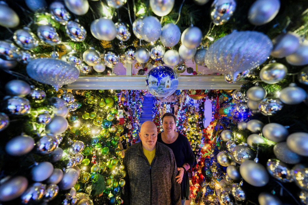 Susanne a Thomas Jerominovci z Rintelnu v Dolnom Sasku sú milovníci Vianoc a rekordmani