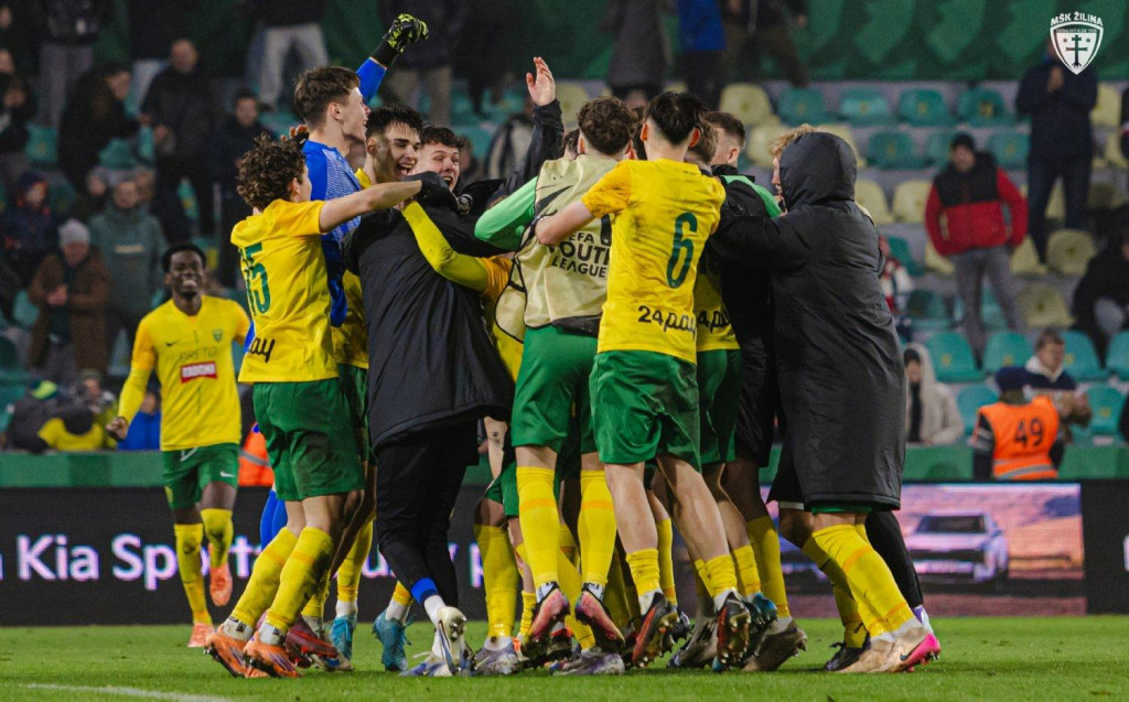 Radosť žilinsk&yacute;ch dorastencov po postupe do jarn&eacute;ho play-off Ligy majstrov bola obrovsk&aacute;. FOTO: mskzilina.sk