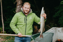 V decembri spracujeme okolo 50 ton ryby celkovo, bez rozl&iacute;&scaron;enia na sladkovodn&uacute; a morsk&uacute;, vrav&iacute; Andrej Horv&aacute;th. FOTO: Ryb&aacute;rstvo Stupava