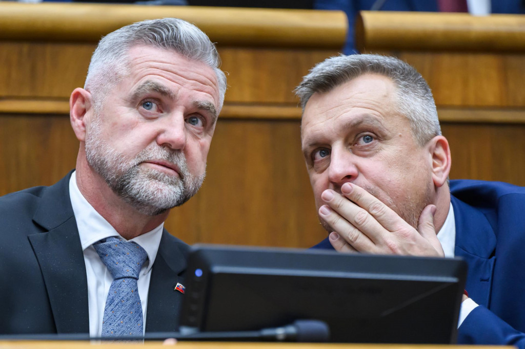 Andrej Danko s Tiborom Gašparom. FOTO: TASR/Jaroslav Novák