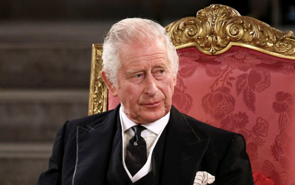 Kráľ Karol III. svoj boj nad rakovinou stále nevyhral.