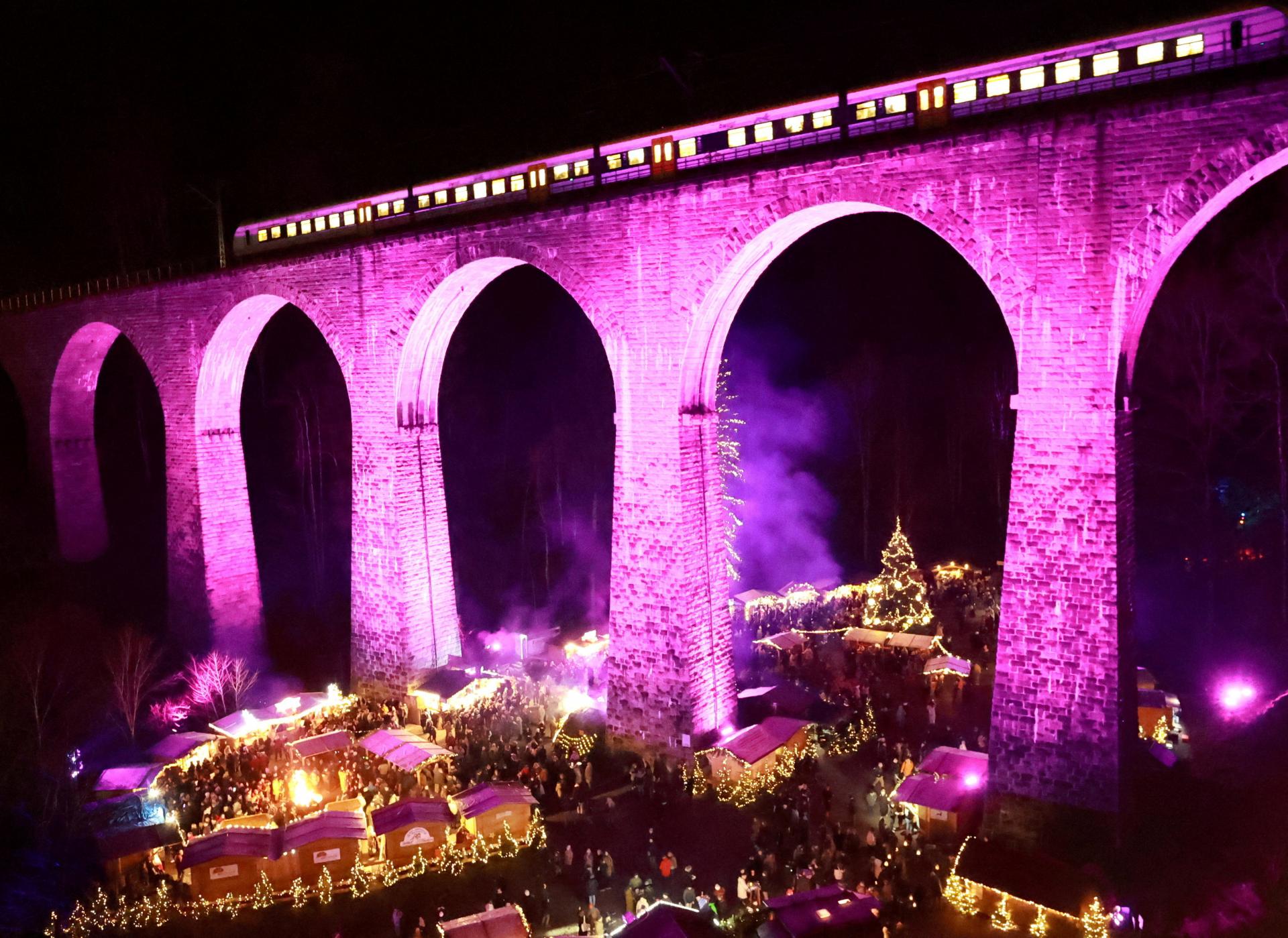 Vianoce pod hlavňou pušky