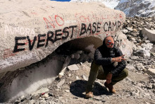 Konflikt sa z Himal&aacute;j&iacute; pres&uacute;va do hudby.