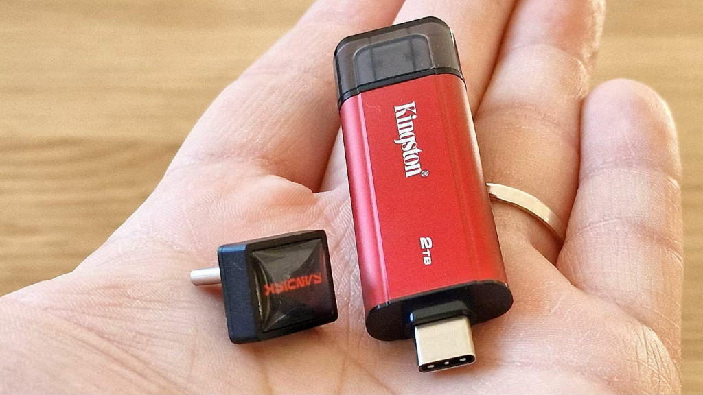 SanDisk Extreme Fit a Kingston Dual Portable SSD FOTO: V&aacute;clav N&yacute;vlt, Technet.cz