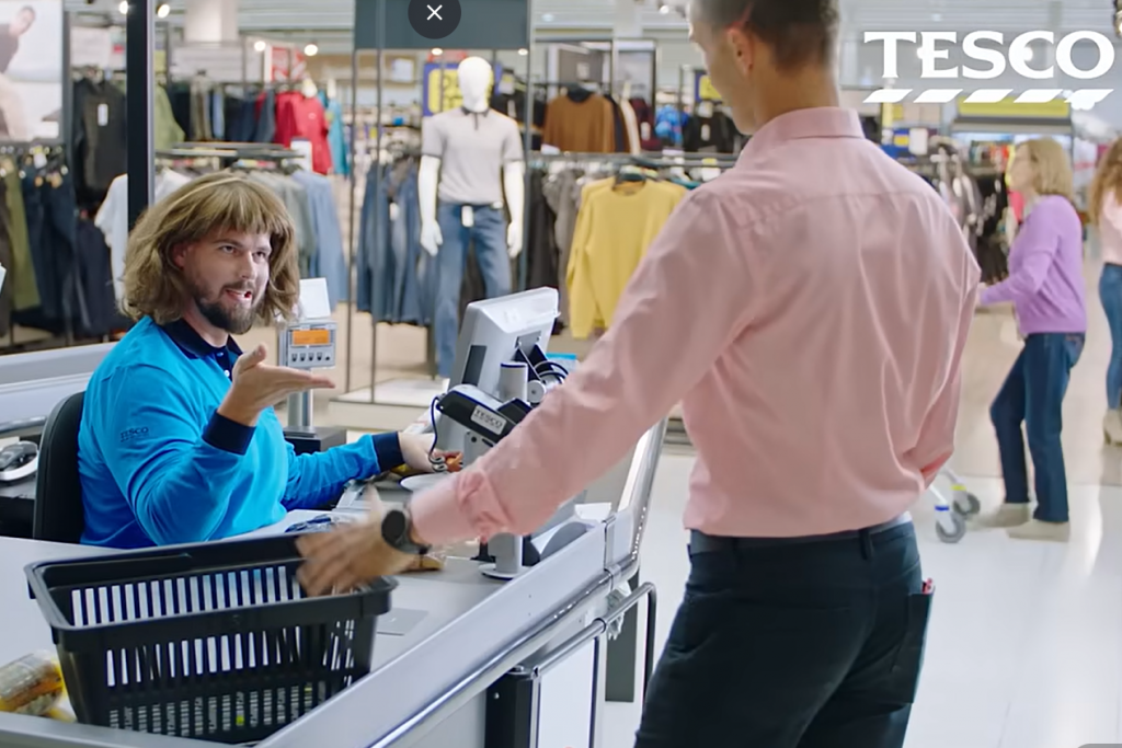 Tesco konč&iacute; spolupr&aacute;cu s komikom Ferom Jokeom.