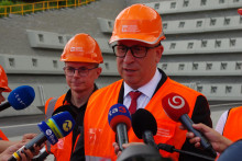 Minister dopravy Jozef R&aacute;ž. FOTO: TASR/Milan Podman&iacute;k