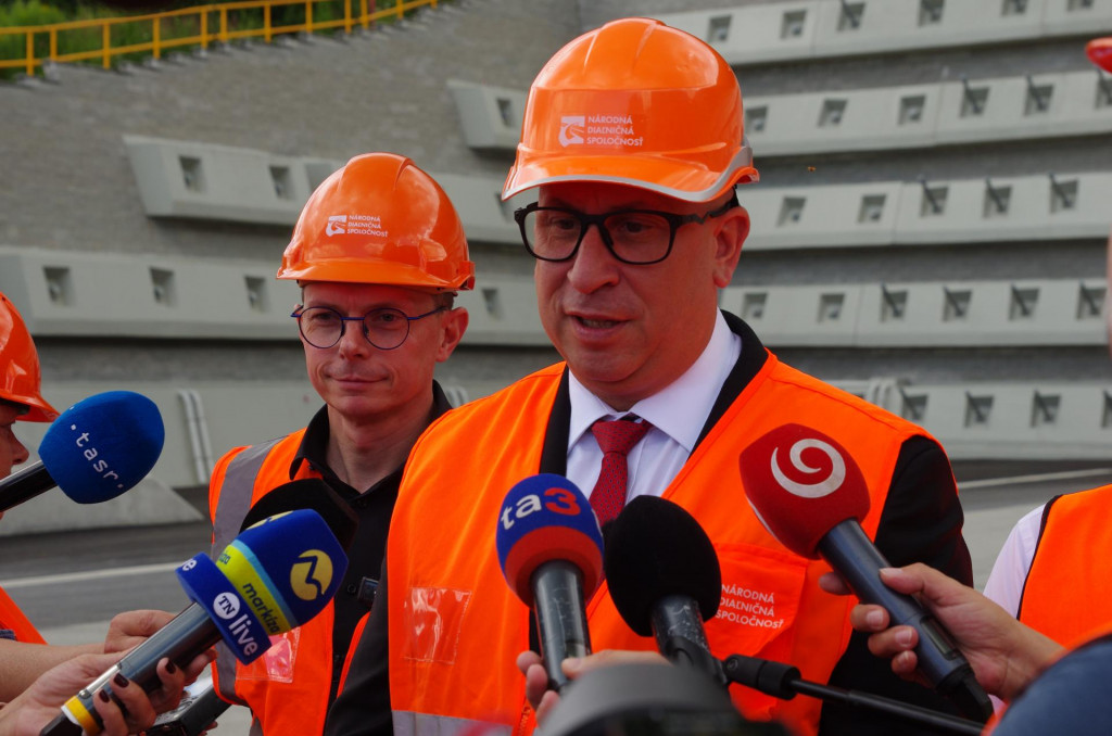 Minister dopravy Jozef R&aacute;ž. FOTO: TASR/Milan Podman&iacute;k