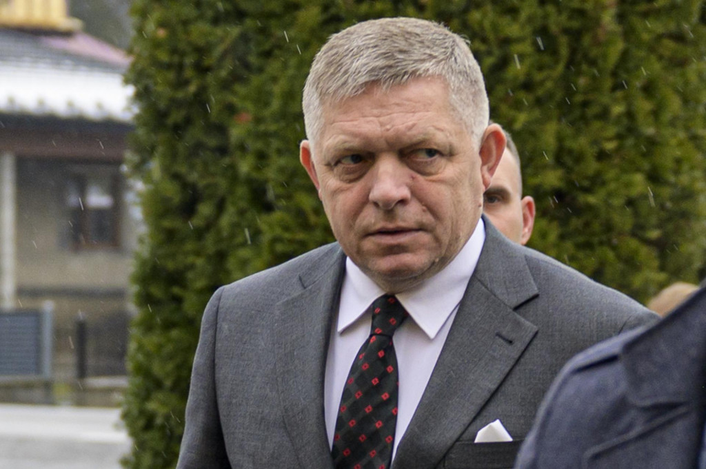 Na sn&iacute;mke predseda vl&aacute;dy Robert Fico (Smer-SD). FOTO: TASR/Veronika Mihalikov&aacute;