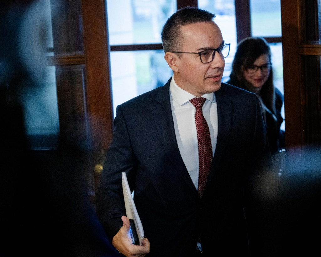 Na sn&iacute;mke minister pr&aacute;ce, soci&aacute;lnych vec&iacute; a rodiny SR Erik Tom&aacute;&scaron;. FOTO: TASR/J. Kotian