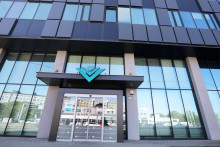 V&scaron;ZP m&aacute; celkovo vy&scaron;e 500 zamestnancov.