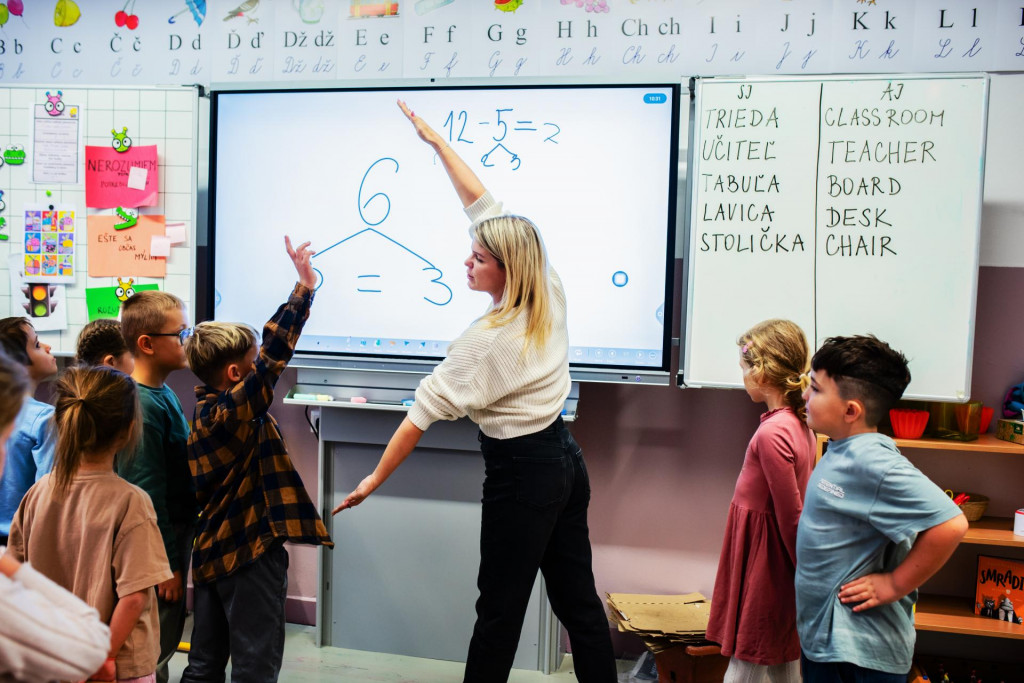 Z&aacute;kladn&aacute; &scaron;kola na Černy&scaron;evsk&eacute;ho v bratislavskej Petržalke sa do reformy zapojila v roku 2024.  FOTO: HN/Miroslava Spodniakov&aacute;