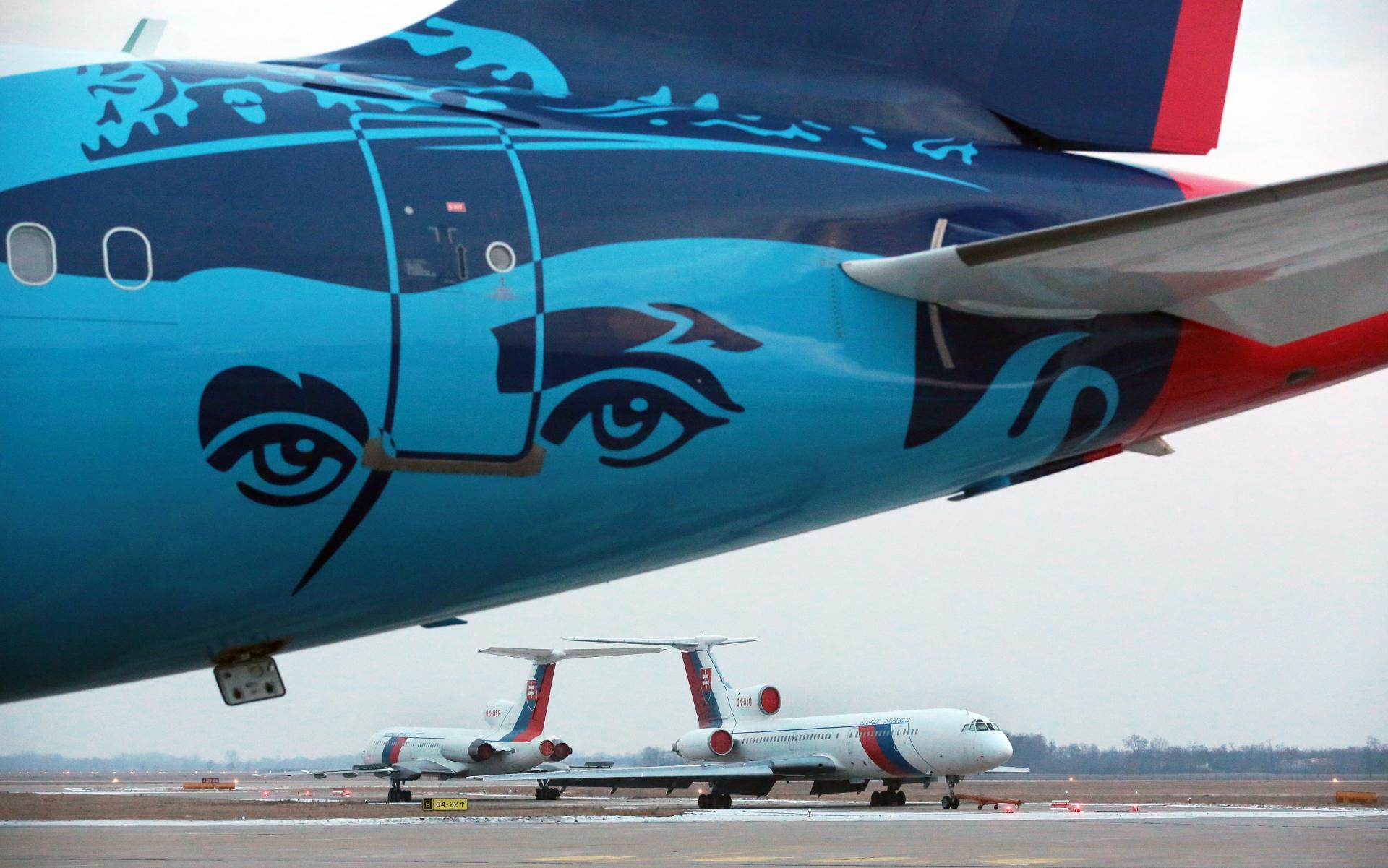 Poškodený slovenský vládny Airbus ostáva uzemnený v Bruseli. Fica prevezie domov náhradné lietadlo