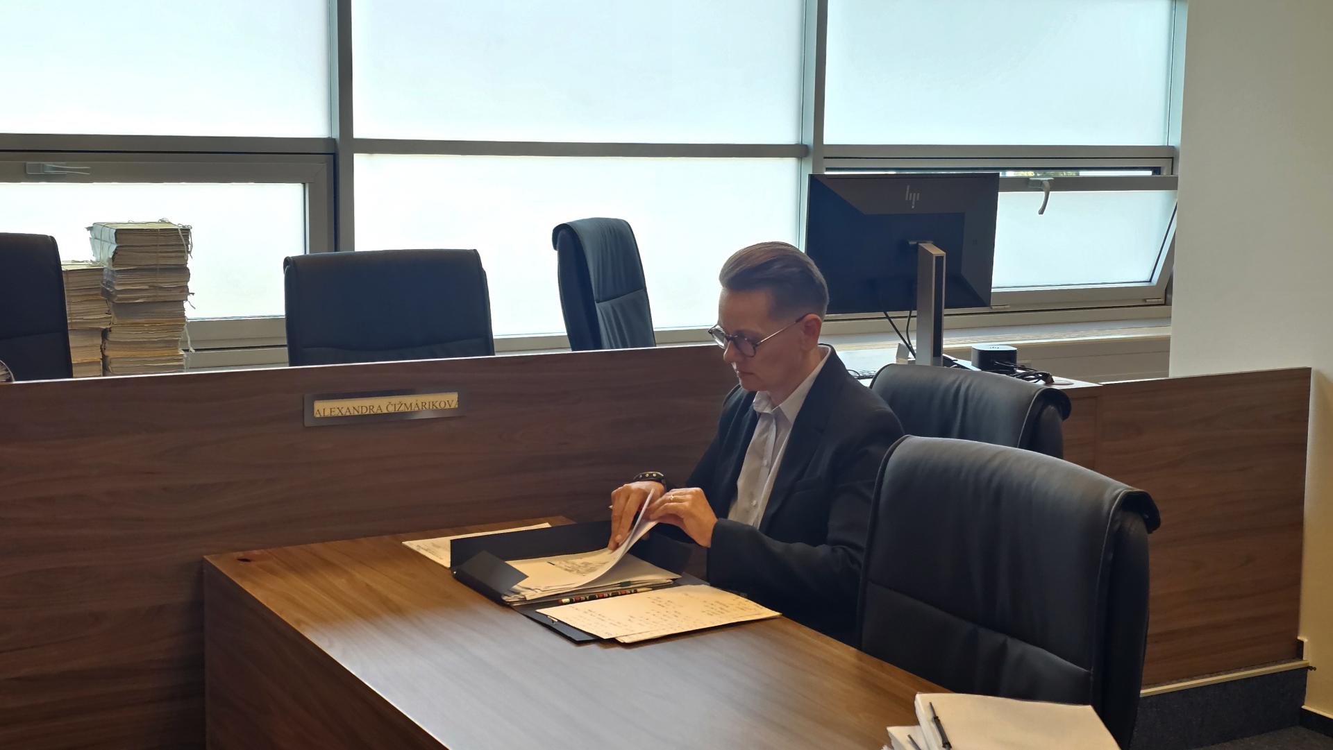 Truban: Je prieťahárka a vzťah s novinárkou je problém. Robí zo mňa nenávidenú sudkyňu, bráni sa Záleská