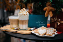 Vaječn&yacute; lik&eacute;r či voňav&yacute; Caf&eacute; pern&iacute;k okamžite navodia sviatočn&uacute; n&aacute;ladu.