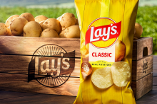 Lay&lsquo;s nejde len kozmetickou cestou. Men&iacute; aj zloženie niektor&yacute;ch produktov.