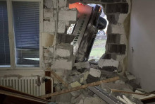 Nehoda v Gbeľanoch. FOTO: Facebook/Hasičsk&yacute; a z&aacute;chrann&yacute; zbor