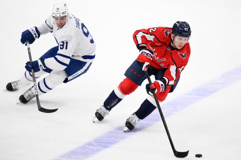 Arch&iacute;vna sn&iacute;mka slovensk&eacute;ho obrancu Martina Feh&eacute;rv&aacute;ryho v z&aacute;pase s Torontom. FOTO: TASR/AP