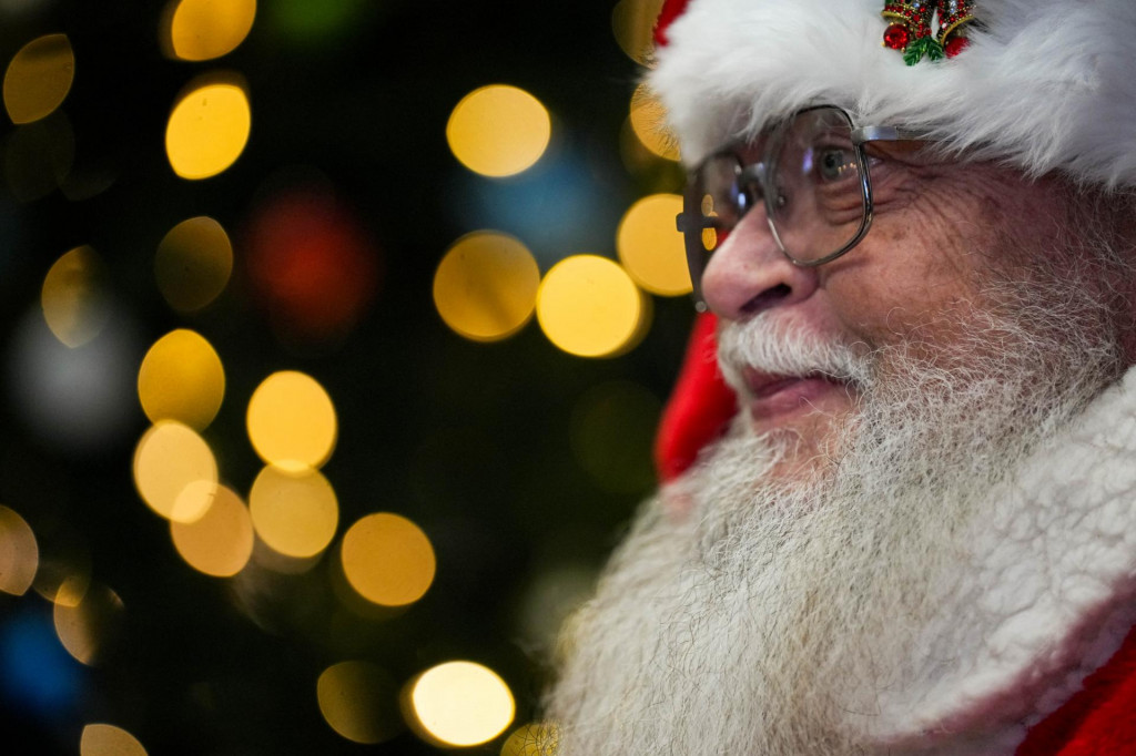 Severn&yacute; p&oacute;l nie je iba jeden.