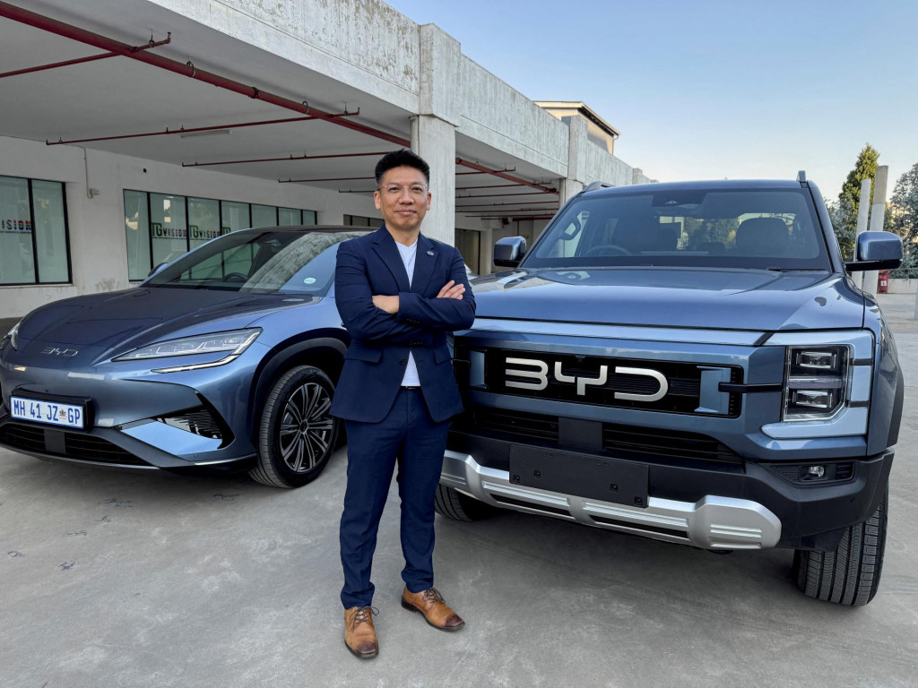 Niektor&eacute; č&iacute;nske elektromobily s&uacute; sol&iacute;dne, napr&iacute;klad produkcia BYD, ale cenovo sa bl&iacute;žia eur&oacute;pskej konkurenci. FOTO: Reuters/Siyabonga Sishi