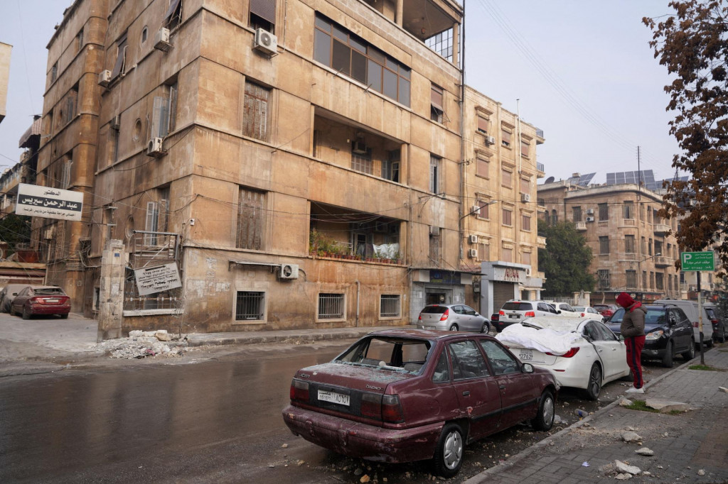 Podľa zdrojov s&yacute;rskeho ministerstva obrany m&aacute; byť t&eacute;mou rokovan&iacute; aj dohoda o integr&aacute;cii Kurdmi veden&yacute;ch S&yacute;rskych demokratick&yacute;ch s&iacute;l (SDF) do &scaron;t&aacute;tnych in&scaron;tit&uacute;ci&iacute;. FOTO: REUTERS