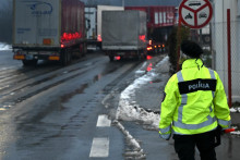Hraničn&yacute; priechod Vy&scaron;n&eacute; Nemeck&eacute; - Užhorod - Ilustračn&aacute; fotografia. FOTO: TASR/Roman Hanc
