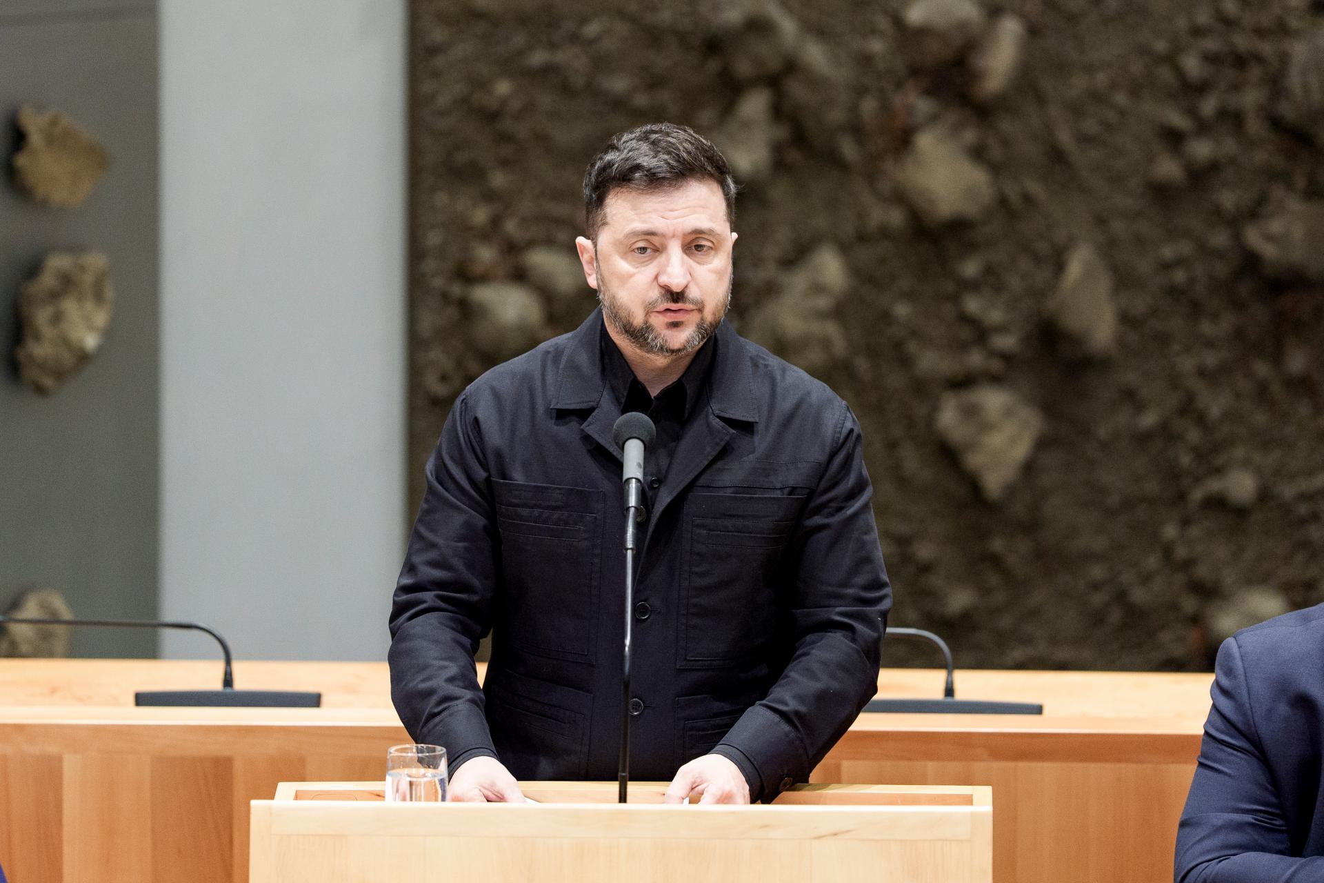 Zelenskyj: Rusko na útoky využíva zariadenia na obytných budovách v Bielorusku