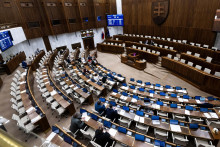Poslanci NR SR. FOTO: TASR/Jakub Kotian