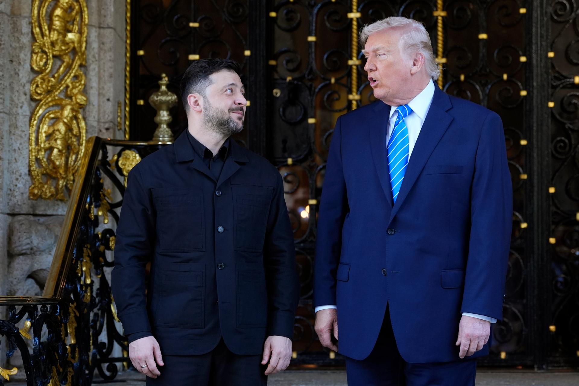 Zelenskyj dorazil na rokovania s Trumpom na Floride