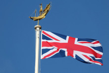 T&aacute;to spoločn&aacute; objedn&aacute;vka podľa britsk&eacute;ho ministerstva ukazuje prehlbuj&uacute;cu sa obrann&uacute; spolupr&aacute;cu medzi Brit&aacute;niou a Nemeckom v r&aacute;mci tzv. Dohody z Trinity House - bilater&aacute;lnej dohody o vojenskej spolupr&aacute;ci podp&iacute;sanej vlani v okt&oacute;bri. FOTO: REUTERS