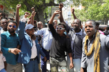 Minister zahraničn&yacute;ch vec&iacute; Somalilandu Abdirahman Dahir Adam v sobotu pre izraelsk&uacute; telev&iacute;ziu Channel 12 uviedol, že krok Izraela nem&aacute; nič spoločn&eacute; s konfliktom v Gaze. FOTO: REUTERS